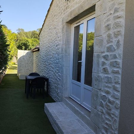 Ferienwohnung Bienvenue Au Pied Des Alpilles Saint-Étienne-du-Grès Exterior foto